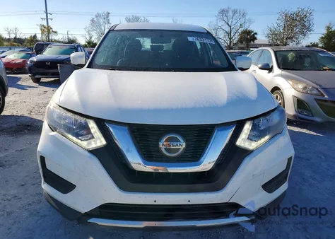 2018 Nissan Rogue S z USA, uszkodzony, nr VIN JN8AT2MTXJW462340